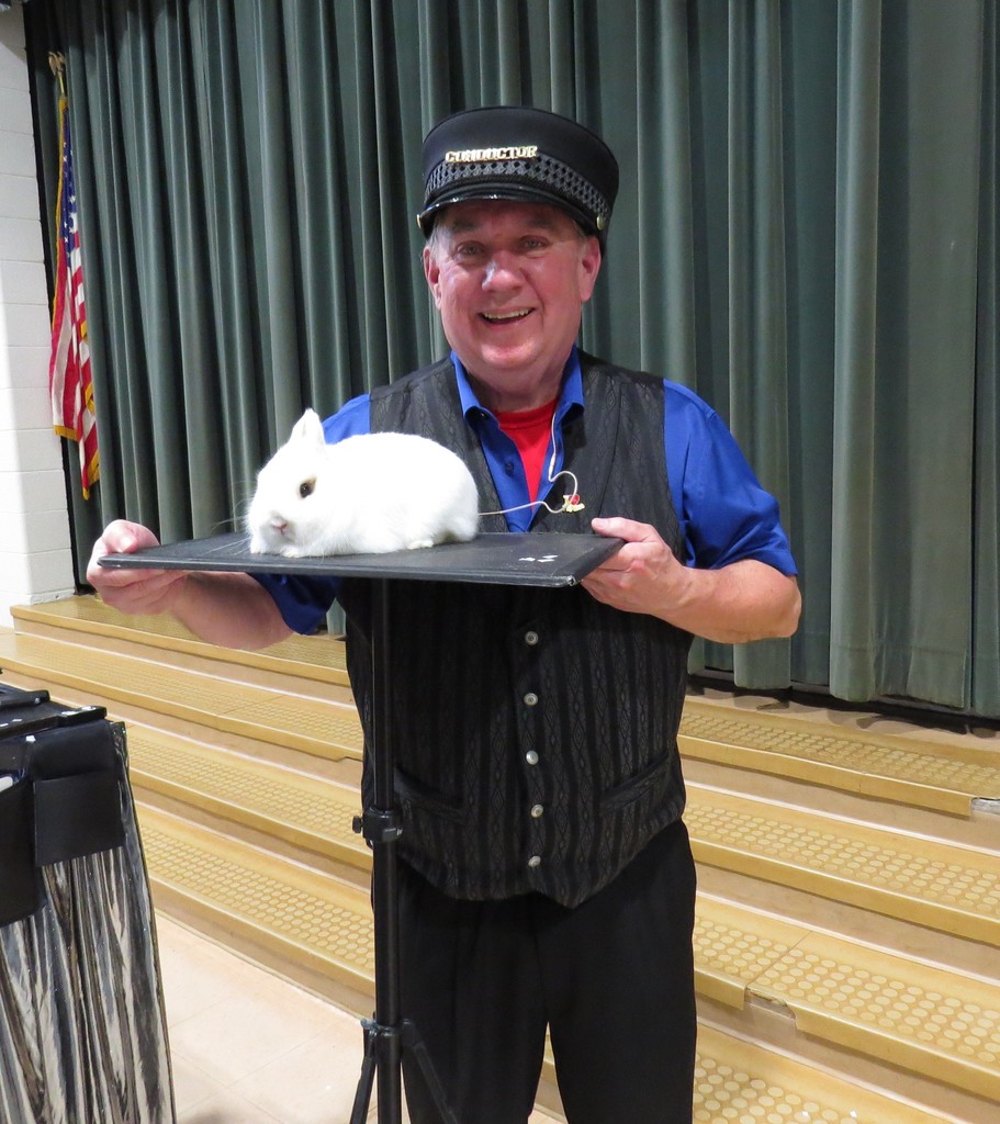 Scottsburg Elementary Students Enjoy A Special Magic Show by Steve Somers, The Amazing Teacher