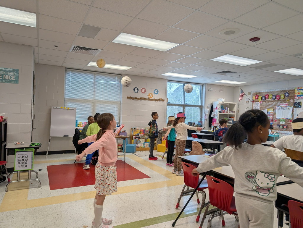 Mrs. Chandler's Class Celebrate the 100th Day of School