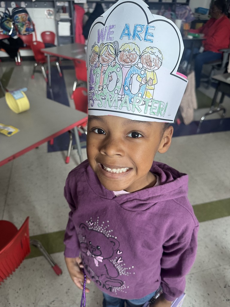 Ms. Redd's Class Celebrate 100th Day of School