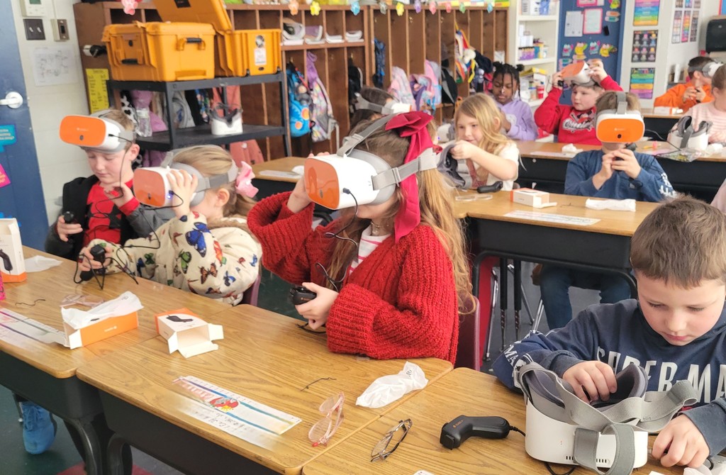 Students Enjoy  A Virtual Field Trip to Ancient Egypt and Ancient China