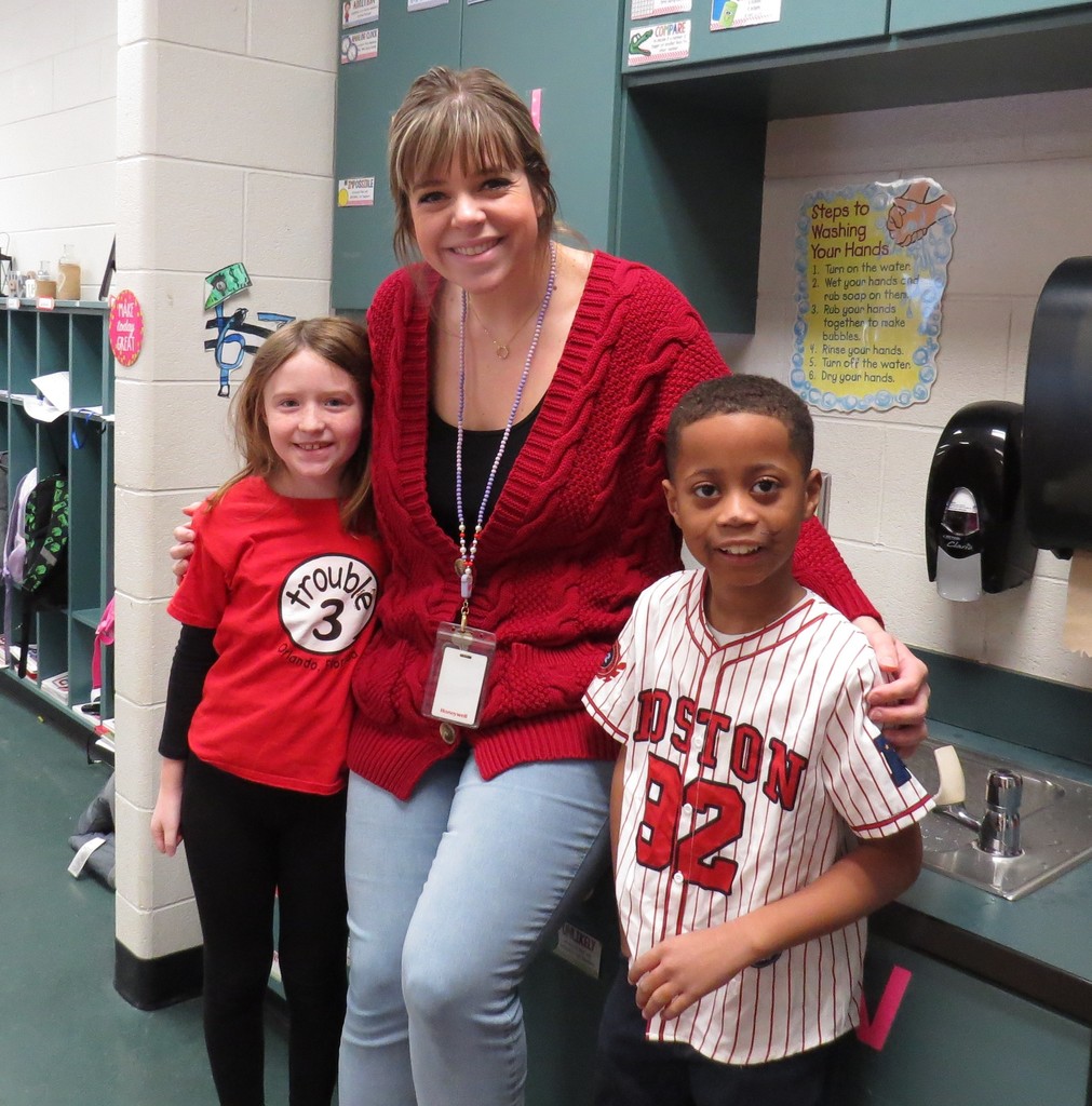 Read Across America Celebrated at Scottsburg Elementary