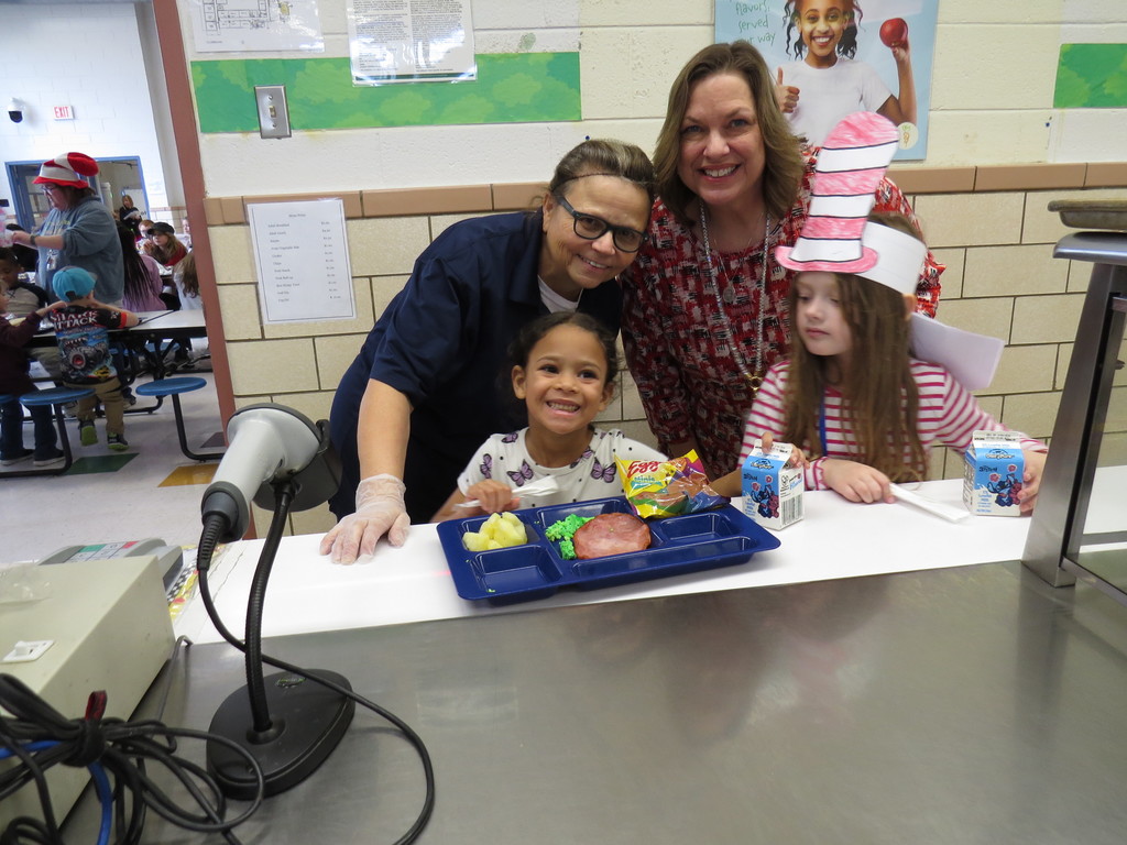 Read Across America Celebrated at Scottsburg Elementary