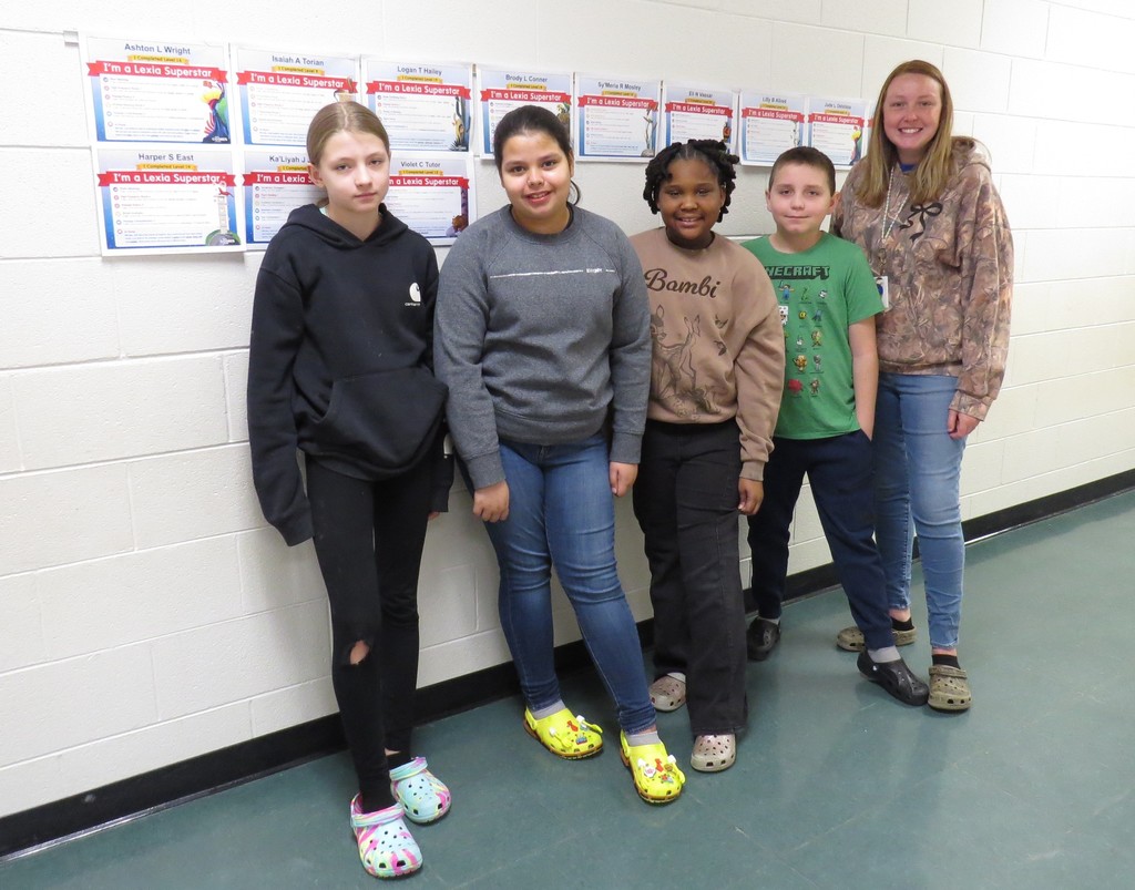 "Rockin In Crocs" School Spirit Day Celebrated At Scottsburg Elementary