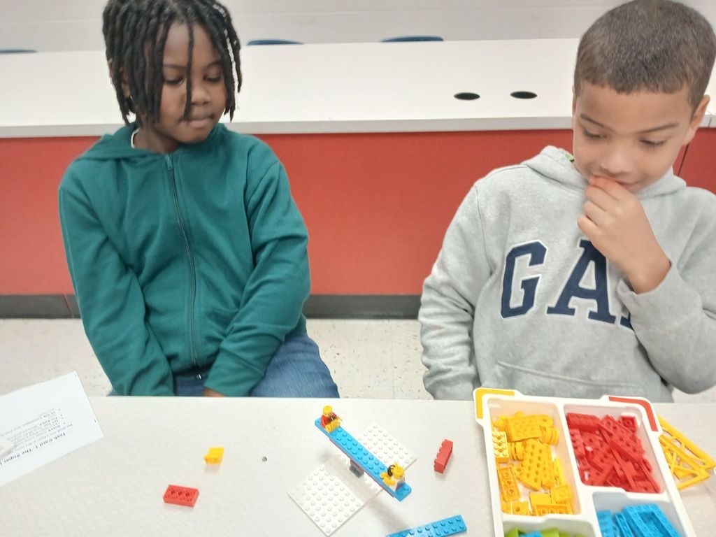 Third graders making simple machines using Lego Education kits