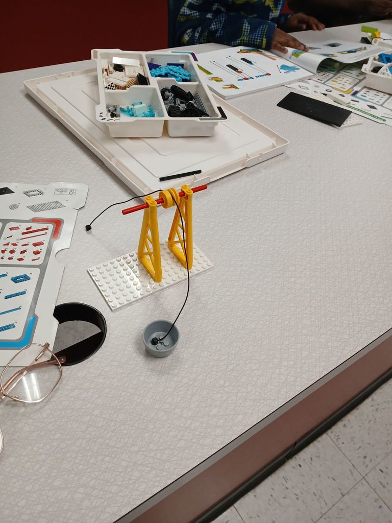 Third graders making simple machines using Lego Education kits