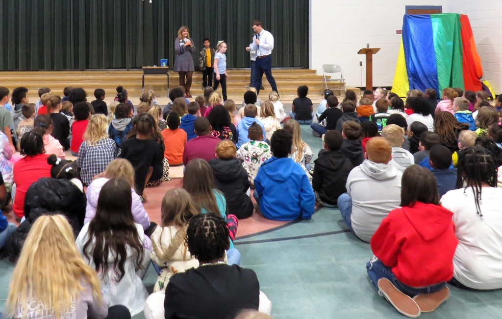 Students Receive An Exciting Book Vending Machine at Scottsburg Elementary