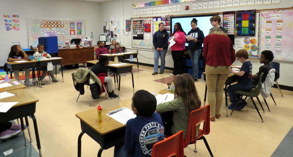 Agriculture Week Celebrated at Scottsburg Elementary