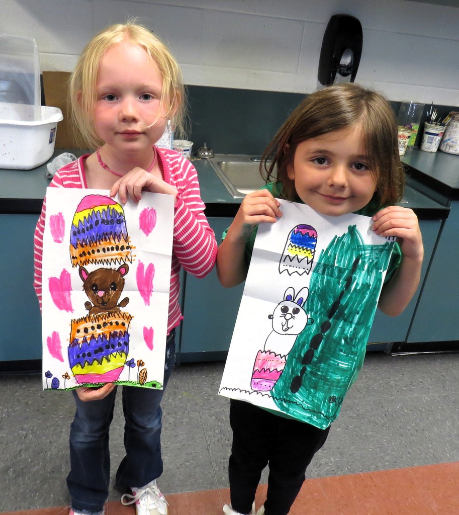 Kindergarten Students at Scottsburg Elementary Created a Fun “Folding Artwork Surprise”