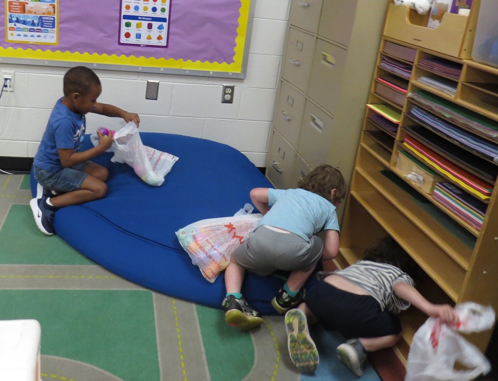 ECSE Students Enjoy Their Classroom Egg Hunt