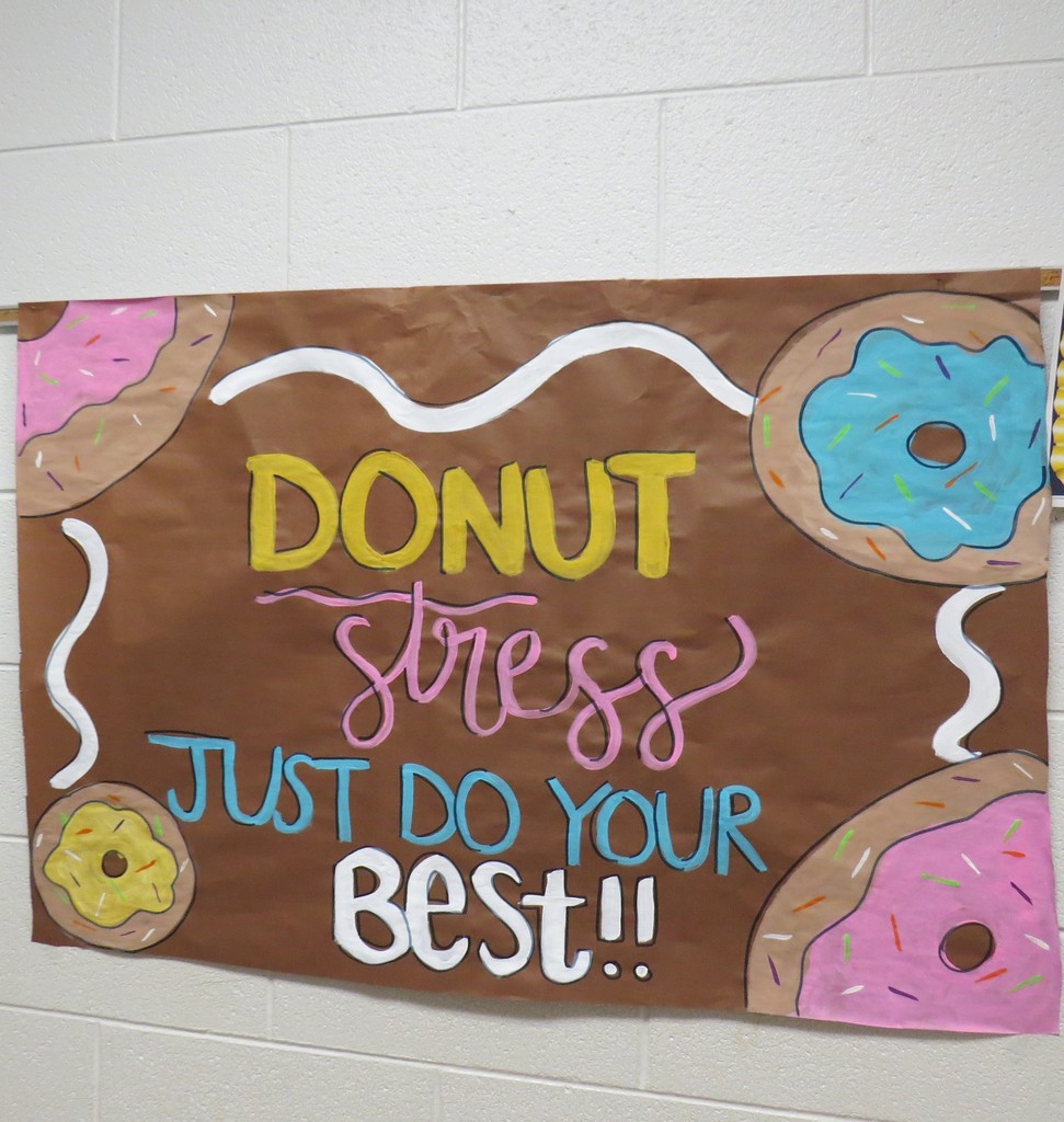 SOL Test Well Wishes Displayed For Students At Scottsburg Elementary