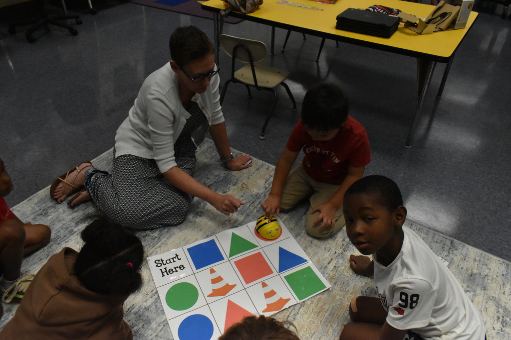 scholars with beebot