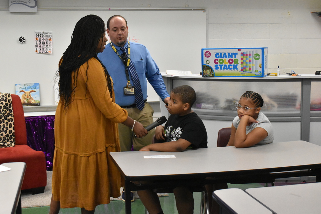 scholars interviewing