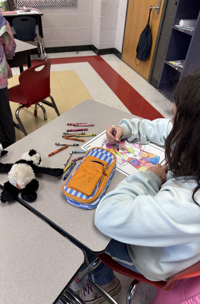 Coat of Many Colors celebration during Dolly Day