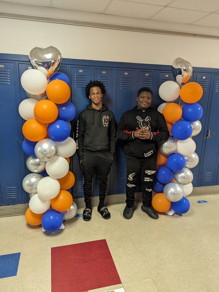 "Twin Day" participants