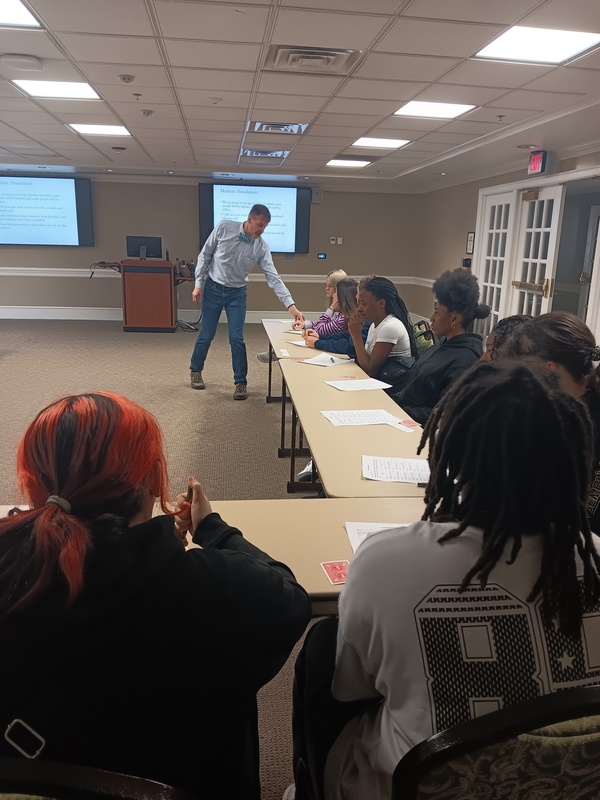 HCMS students visit Longwood University.