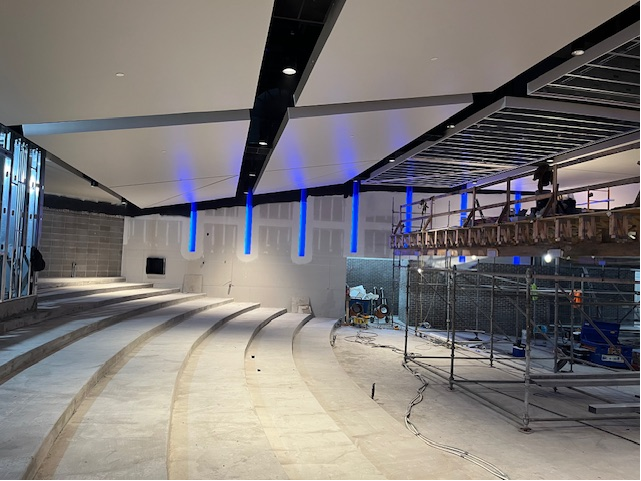 New clouds and house lighting