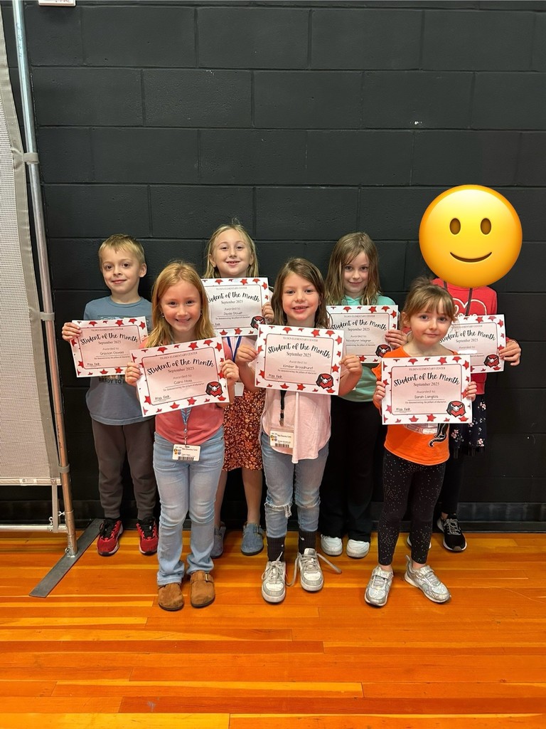 picture showing students of the month in 1st grade