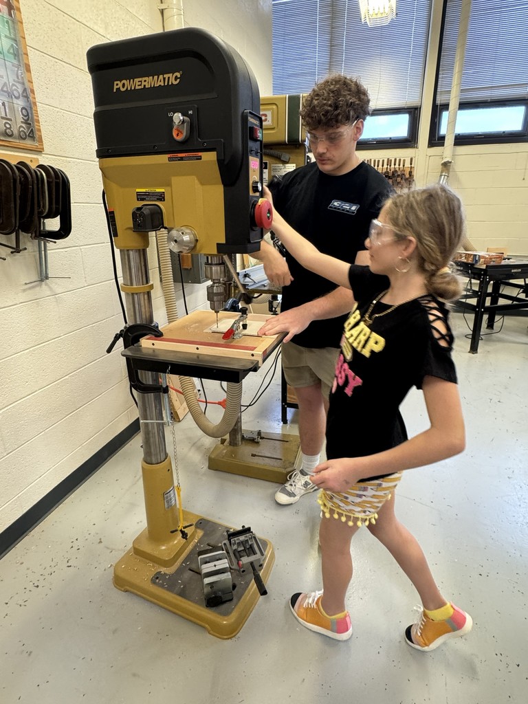 5th Grade students at the HS