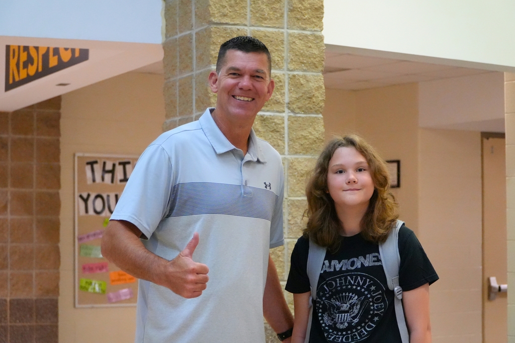 First day of school images at Hamilton High School (2026-27).