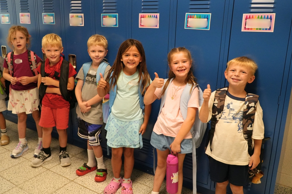 Bentheim Elementary first day of school photos 2026.