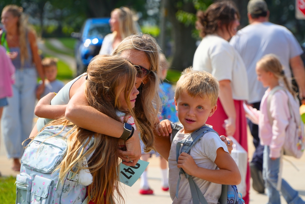 Bentheim Elementary first day of school photos 2026.