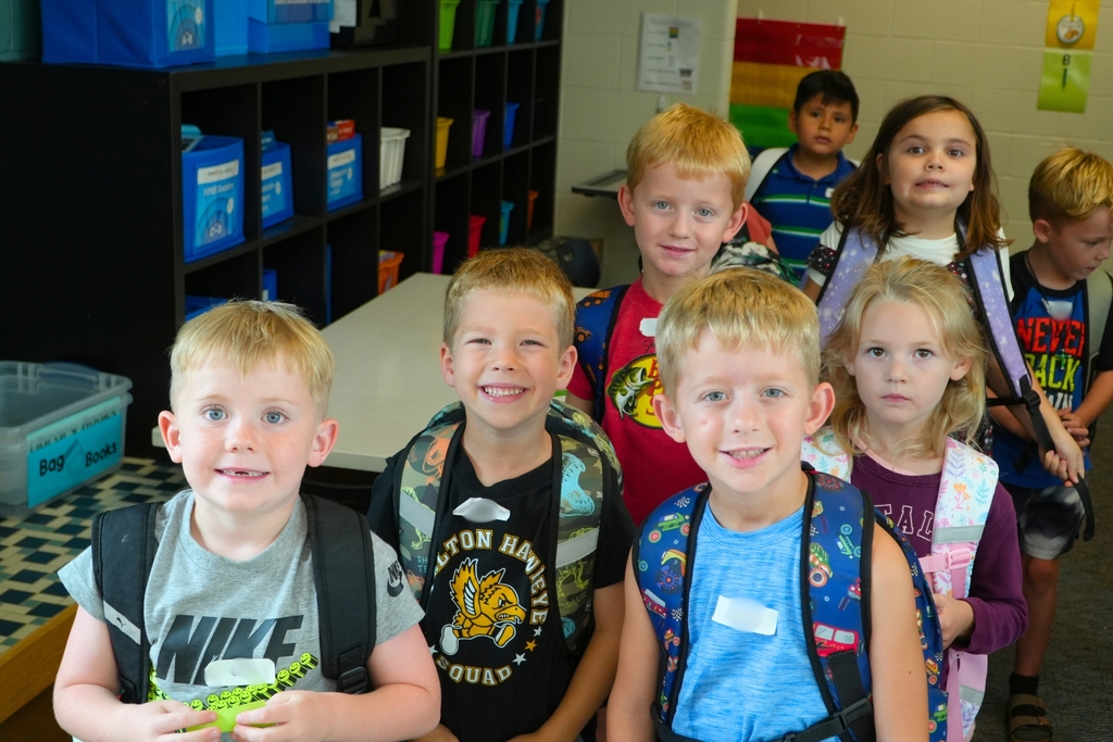 Bentheim Elementary first day of school photos 2026.