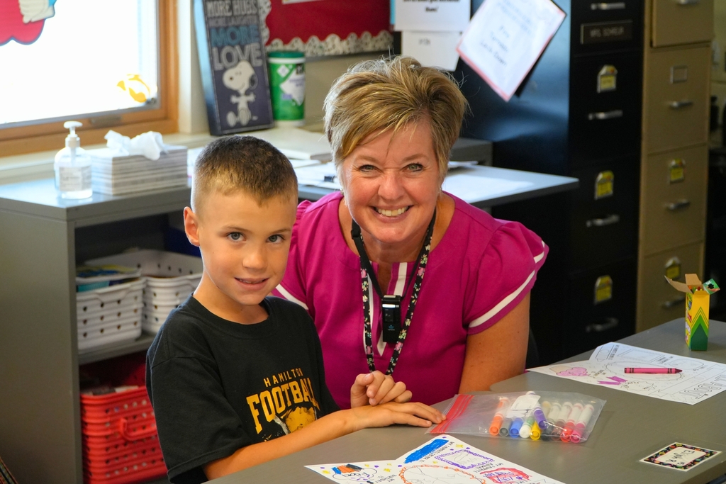 Bentheim Elementary first day of school photos 2026.