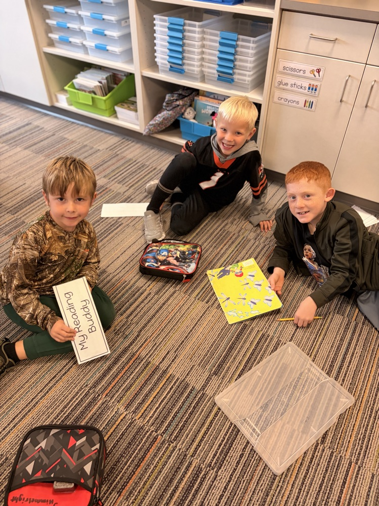 Reading with our Reading Buddies!