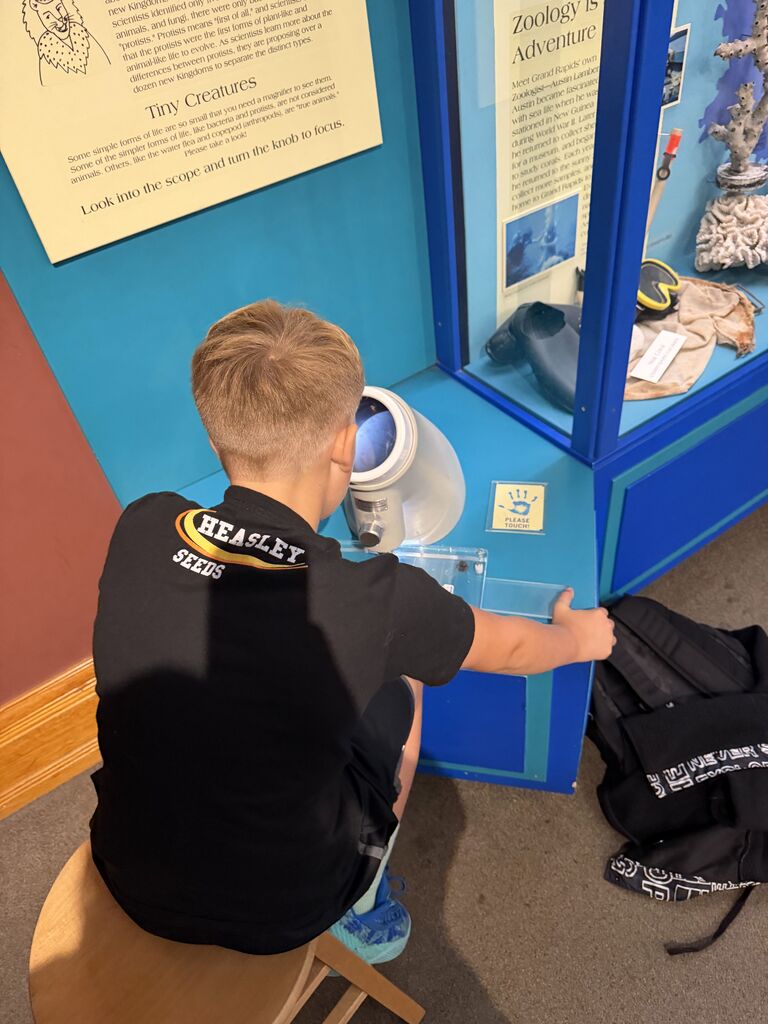 Photos of the Blue Star Elementary 4th grade trip to ArtPrize and Grand Rapids.
