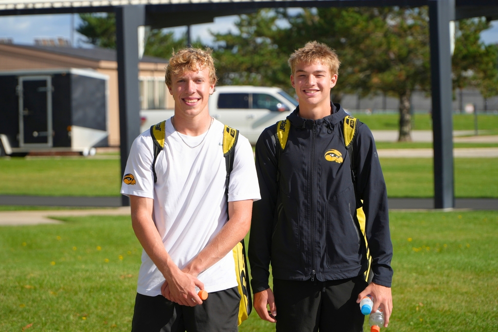 Hamilton boys tennis photos.