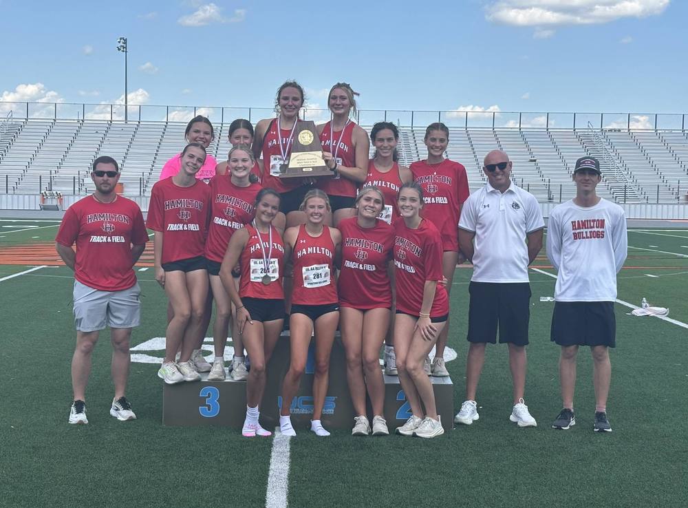 4-peat!!!!! Hamilton Lady Bulldogs captured a fourth consecutive UIL Region 2-2A Track & Field Championship after two days of competition in Springtown!! A pack of Lady Dogs and Bulldogs are state bound!!!