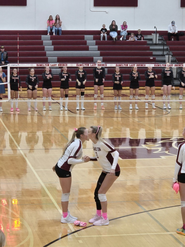 volleyball team against frenchtown