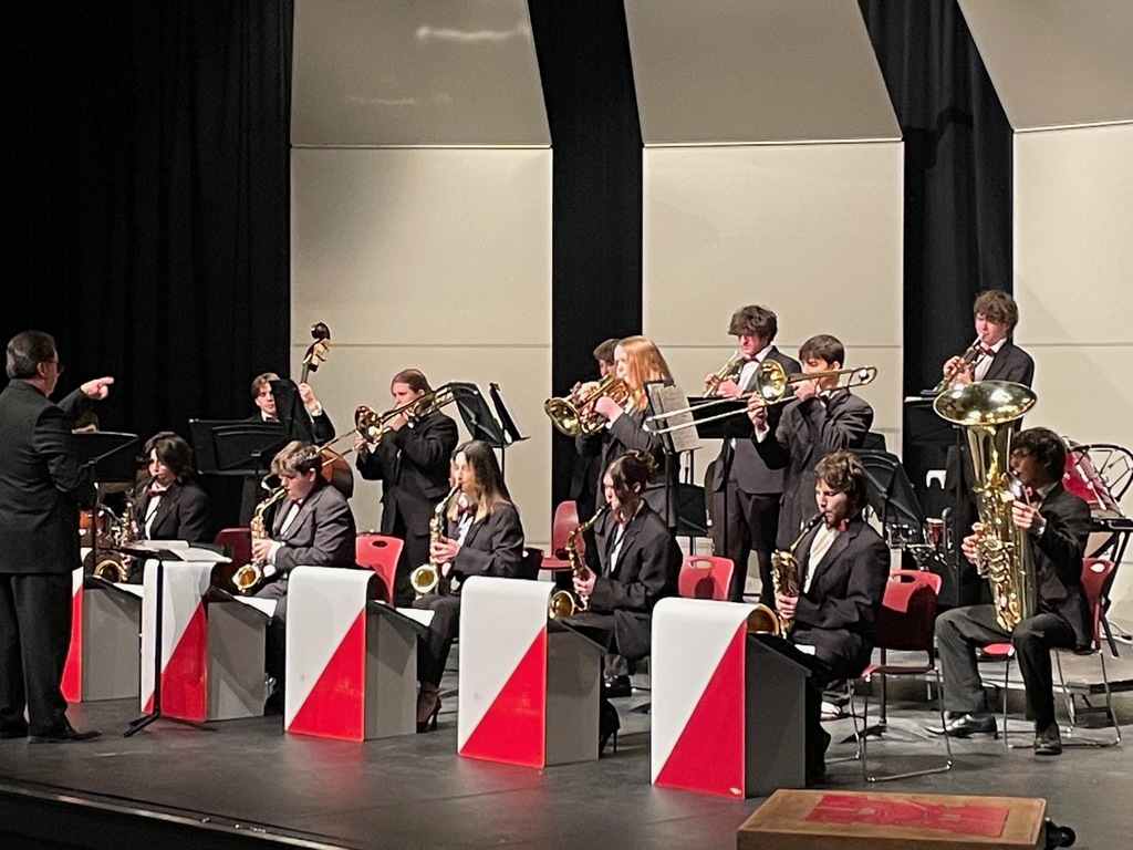 The Hamilton Middle School and Hamilton High School choir and band perform in their Spring concerts