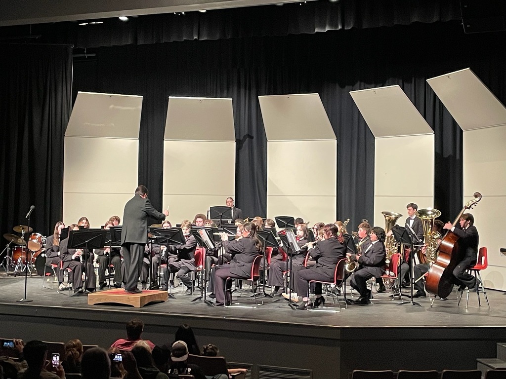 The Hamilton Middle School and Hamilton High School choir and band perform in their Spring concerts