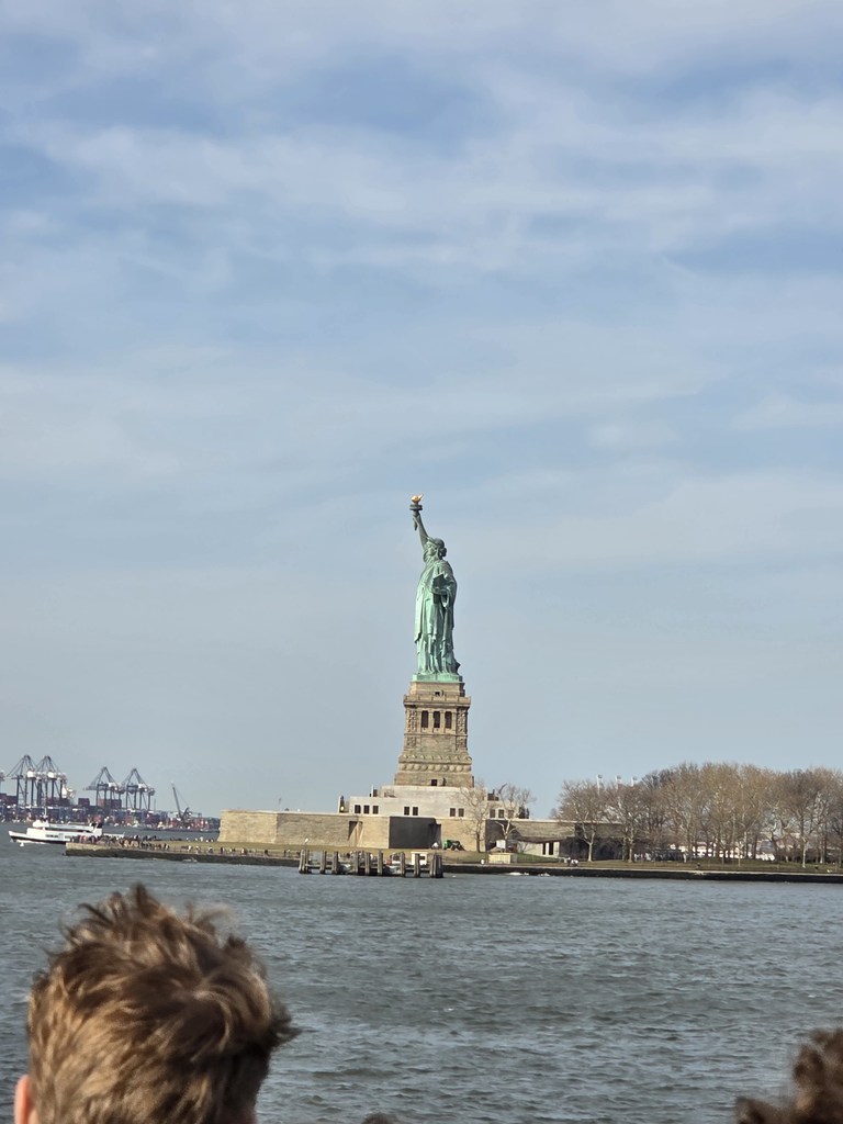 Photos from the HMS 8th grade spring break trip to Washington DC and New York City