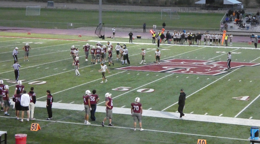 hhs football plays against the whitefish bulldogs at the hamilton athletic complex on fri, sept 4