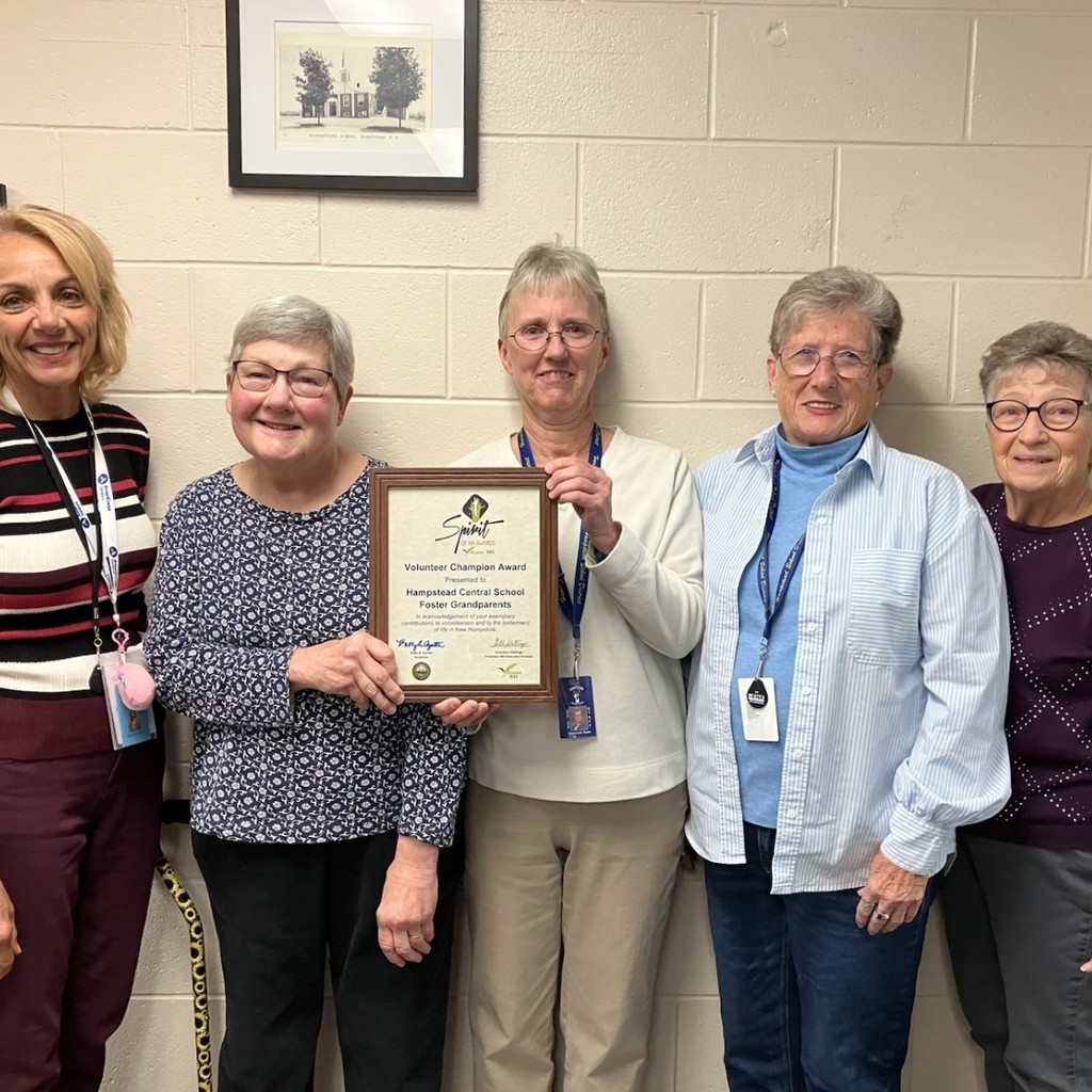 HCS Grammies with their Spirit of New Hampshire award