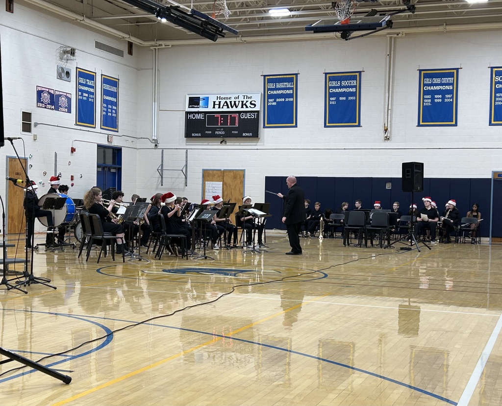 HMS band students performing.