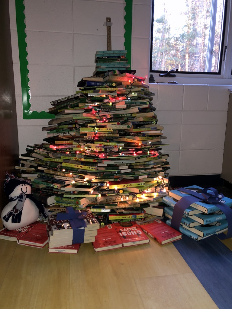 One of the book trees from Mrs. Bonnell's FLEX class.