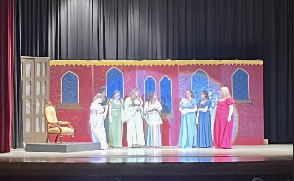 Snow white's maidens 