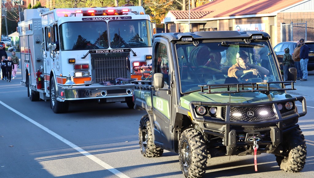 Homecoming Parade - 4