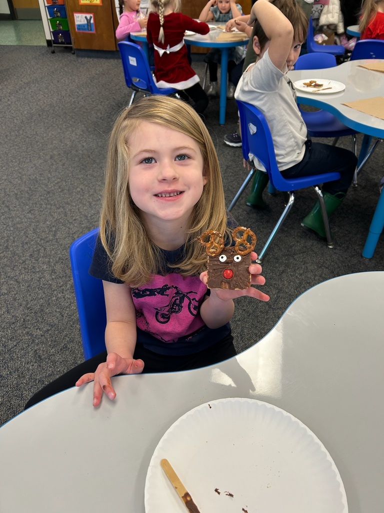 Kindergarten Reindeer Creations 5