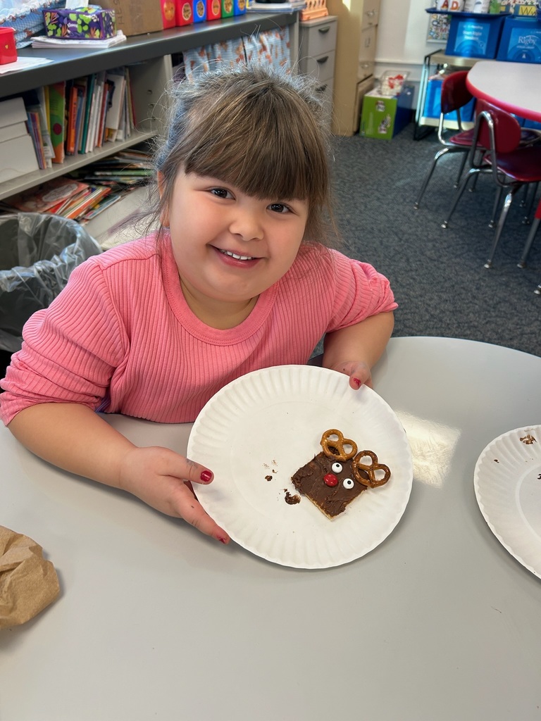 Kindergarten Reindeer Creations 3