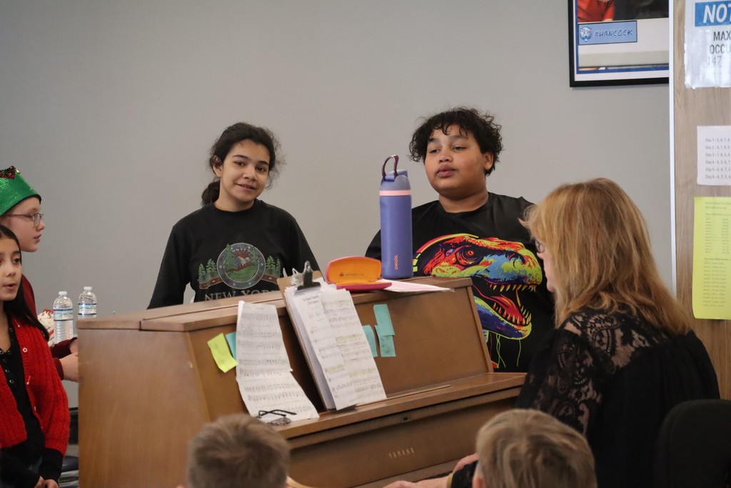 Classroom Carolers 6