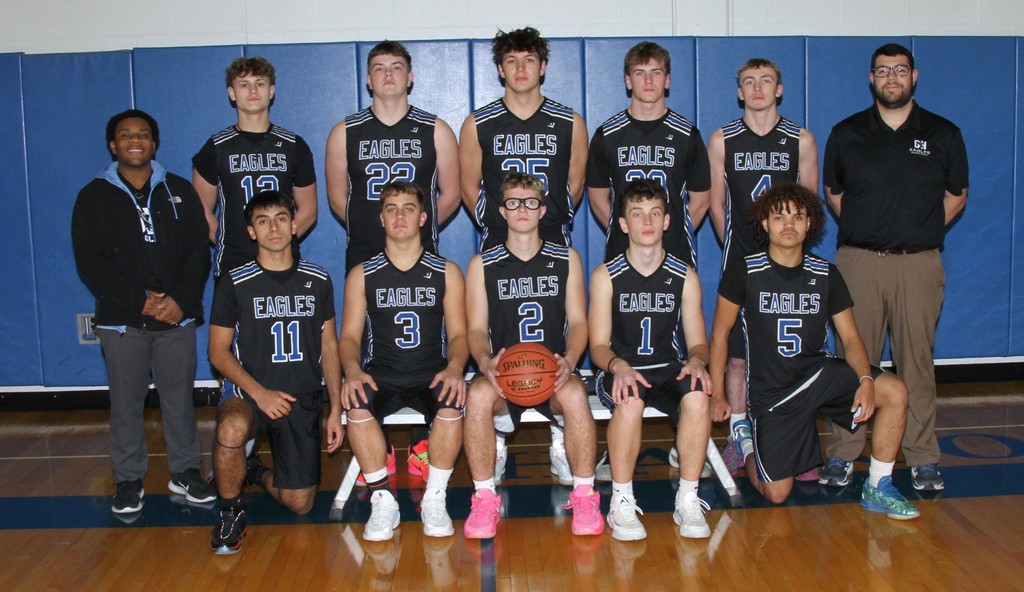 Varsity Boys Basketball Team Picture