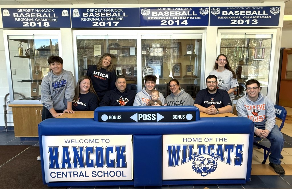 Micah Simmons signs to Utica