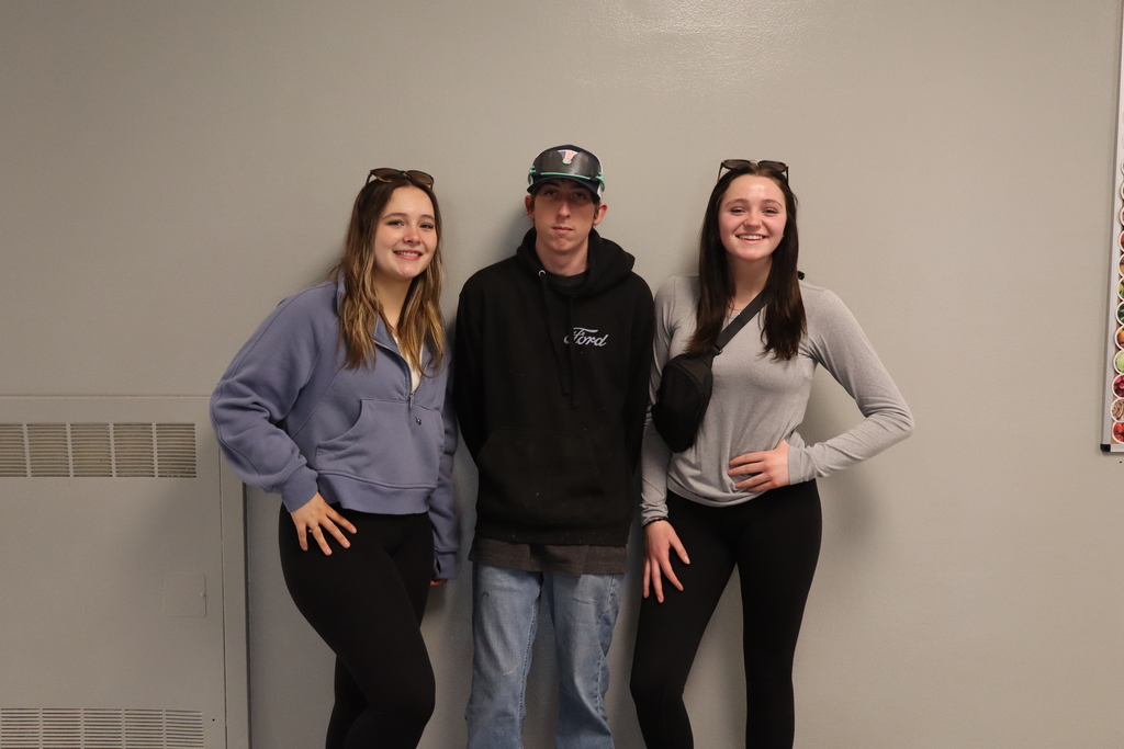 Soccer Mom vs BBQ Dad - 6