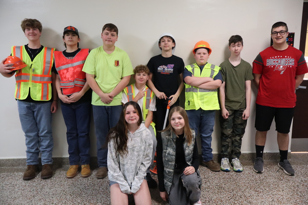 Construction vs Camo Day - 8