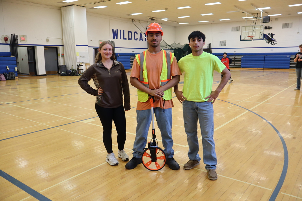 Construction vs Camo Day - 7