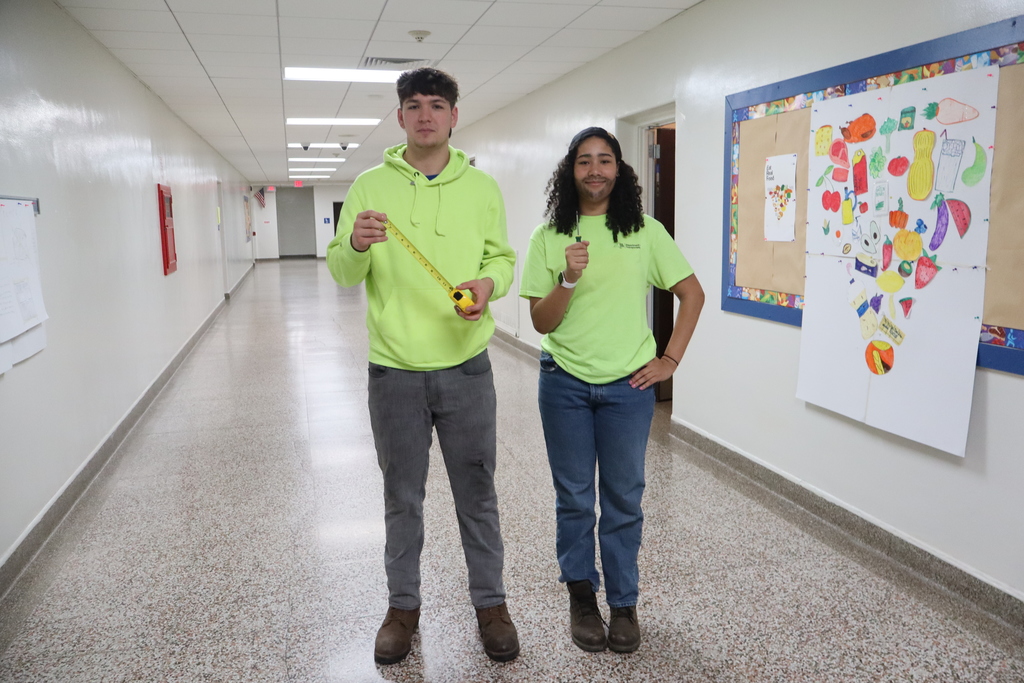 Construction vs Camo Day - 6